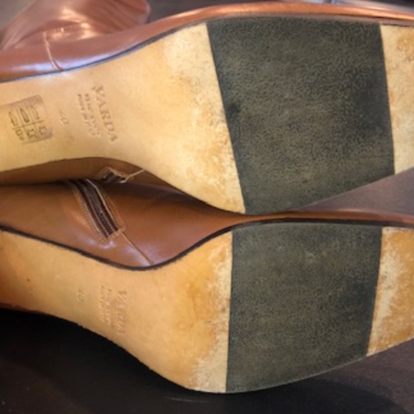 VARDA CAMEL BOOTS, SIZE 10 - Picture 6 of 10